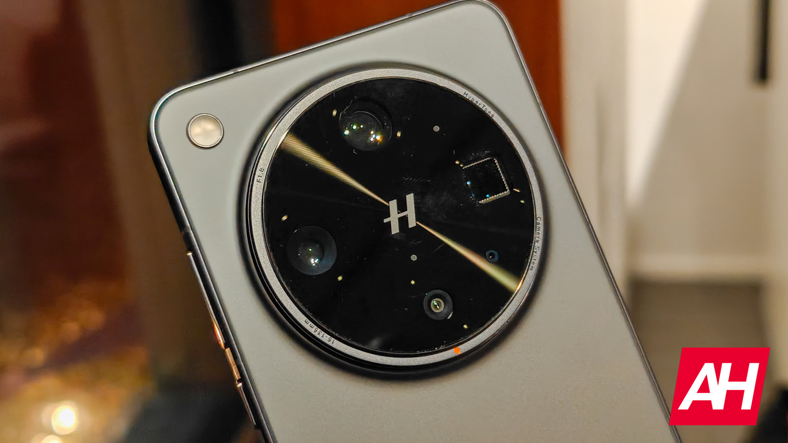 Oppo, lai vispirms pieņemtu Sony milzīgo 200MP kameras sensoru