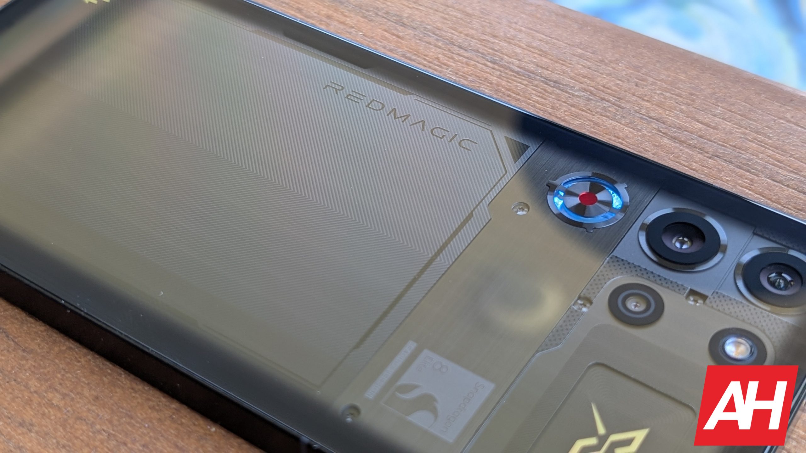 RedMagic 11 Pro, iespējams, neizmanto vadošo Qualcomm mikroshēmojumu