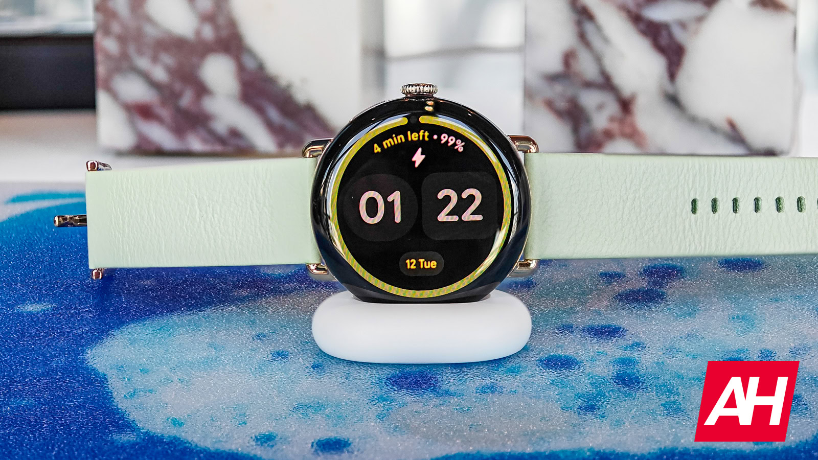 Šis glītais Pixel Watch 4 triks varētu ietaupīt no mirušā akumulatora