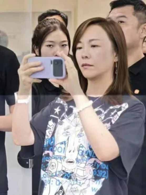 Xiaomi 16 Pro Max noplūdes dizains 1