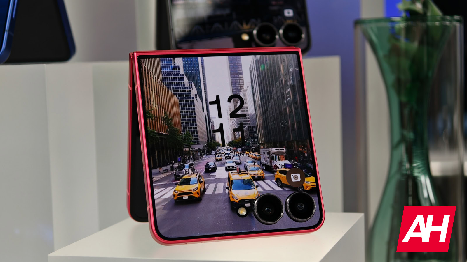 Ietaupiet 150 USD par Samsung Galaxy Z Flip 7