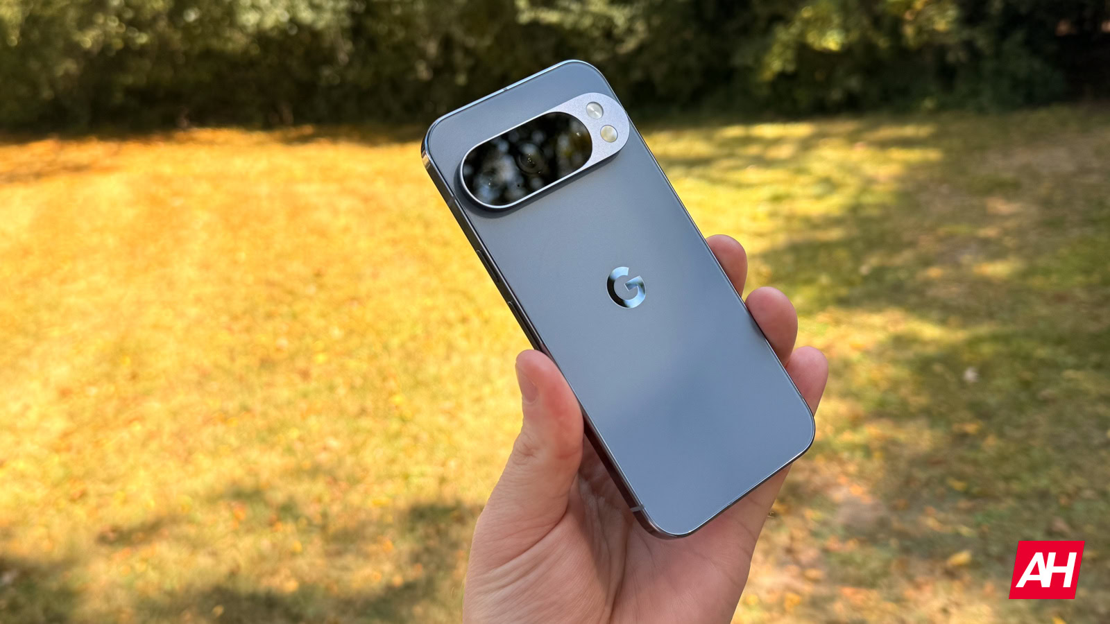 Google Pixel 10 Pro atbloķēts