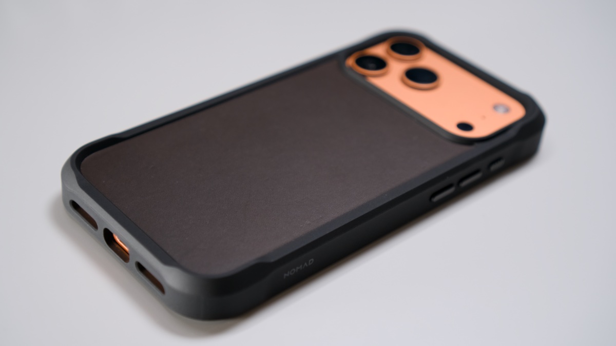 Nomad iPhone 17 gadījums