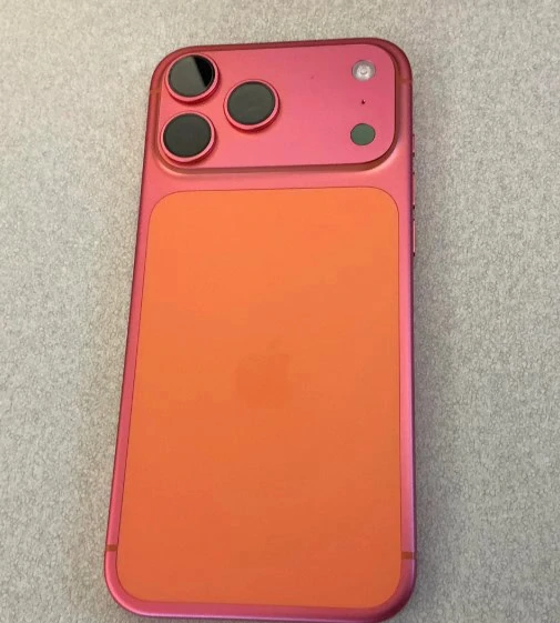 iPhone 17 Pro Max Pink 1