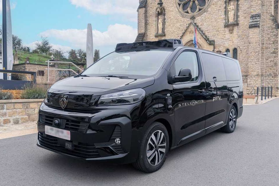 Stellantis sadarbojas ar Pony.ai, lai Eiropā piegādātu pilnībā autonomus pašpiedziņas elektriskos furgonus