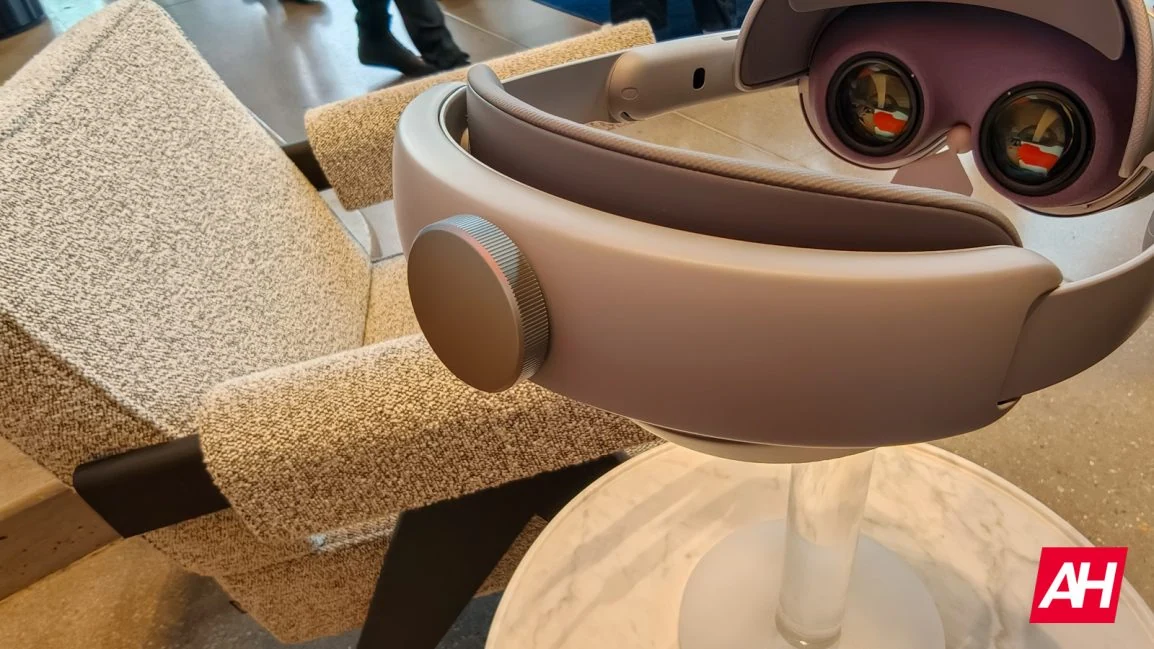 Samsung Galaxy XR Hands on AM AH 27