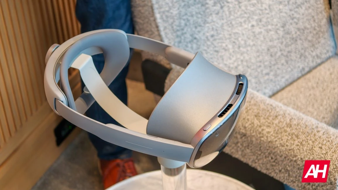 Samsung Galaxy XR Hands on AM AH 51