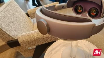 Samsung Galaxy XR Hands on AM AH 27