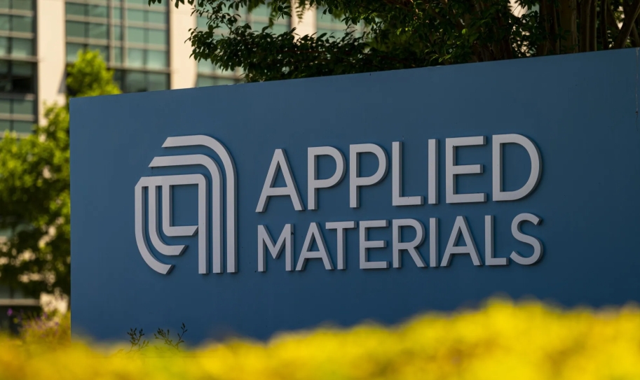 Lietišķie materiāli 1400 darbinieku atlaišanai, jo sākusies pusvadītāju palēnināšana