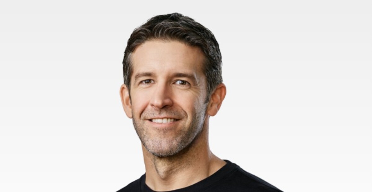 Nākamais Apple izpilddirektors: Džons Ternuss parādās kā Tims Kuks pēctecis