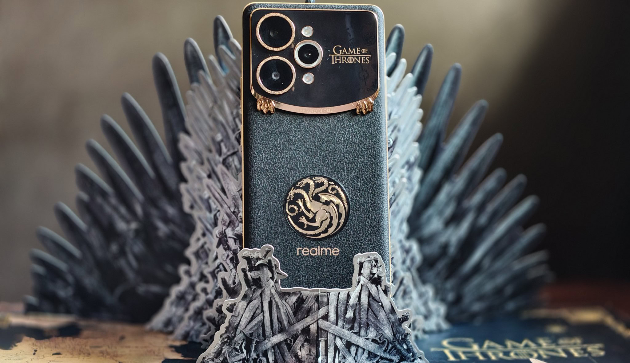 Realme 15 Pro 5G Game of Thrones izdevums: tālrunis septiņām valstībām