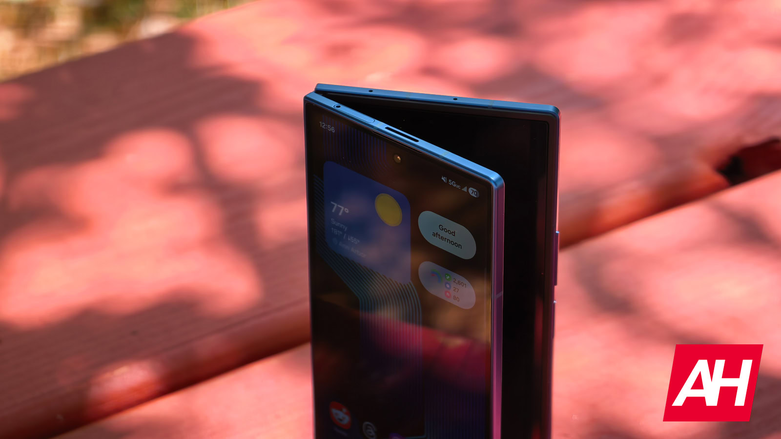 Samsung Galaxy Z Fold 7 popularitāte ASV turpina pieaugt