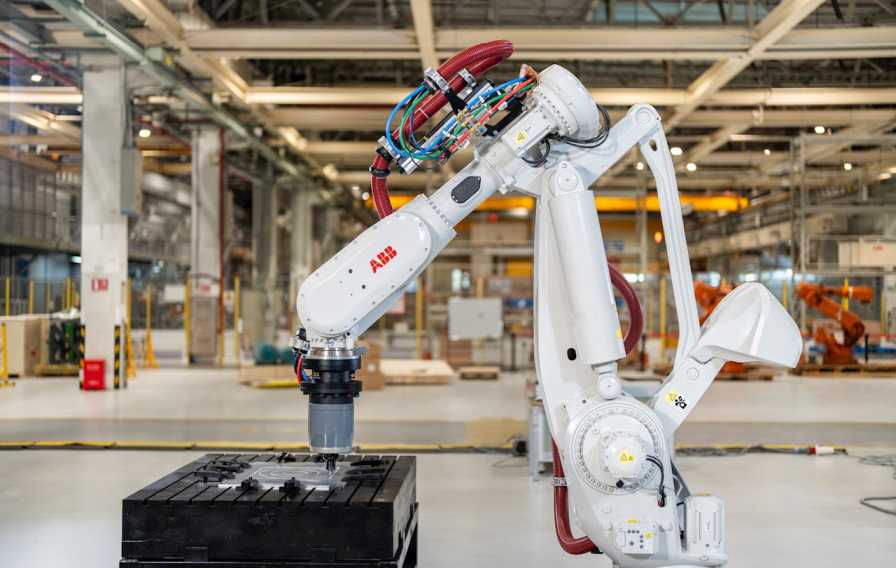 SoftBank iegādājas ABB robotikas biznesu par USD 5,4 miljardiem, lai apvienotu AI un robotiku