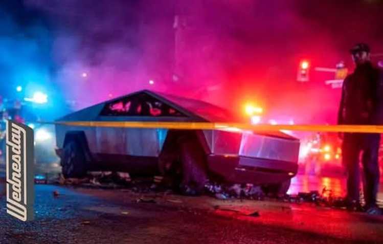 15 cilvēki gājuši bojā Tesla avārijās, kur durvis neatvērās, Bloomberg