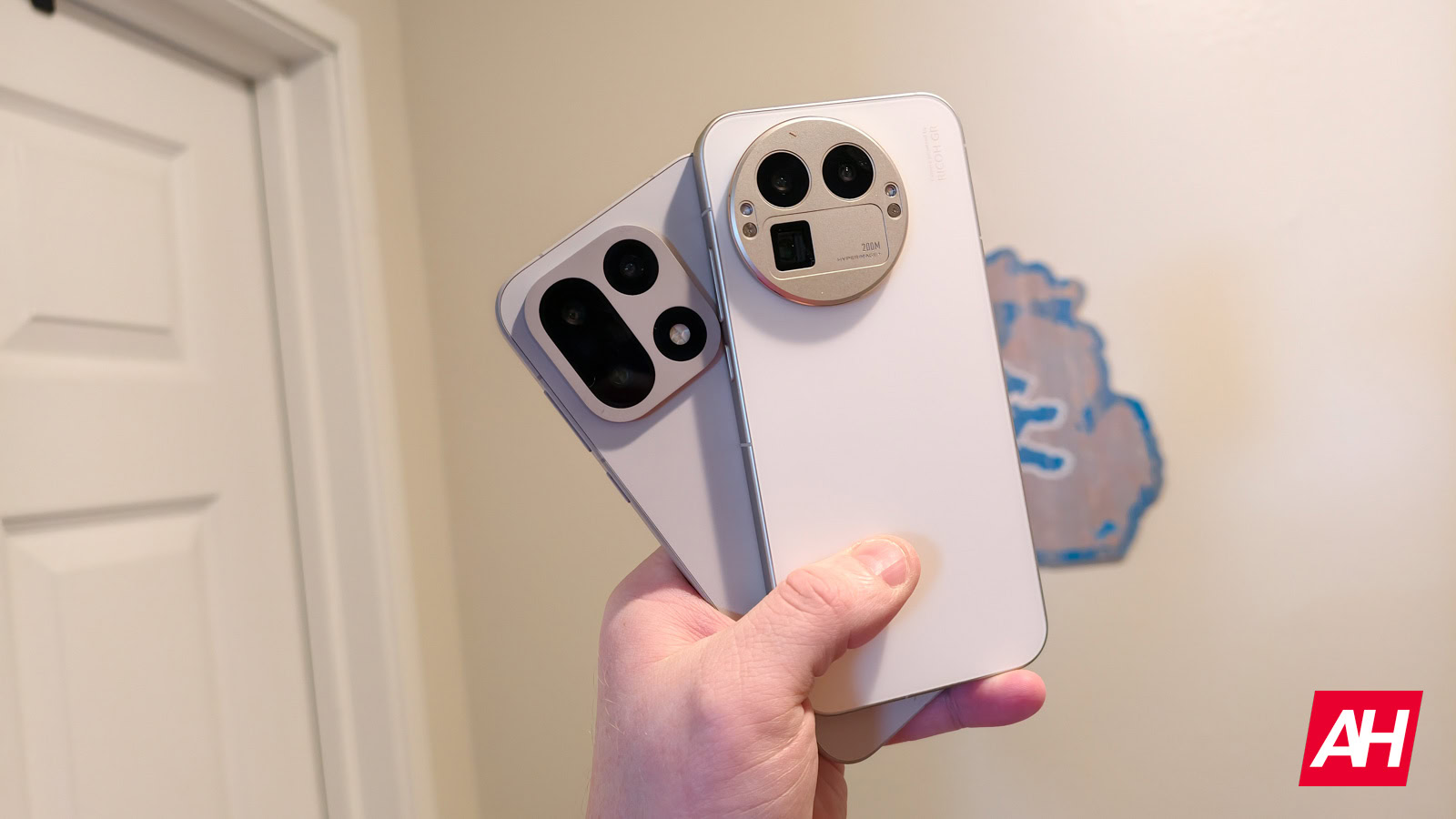 Realme GT 8 Pro ir tāds, kādam vajadzēja būt OnePlus 15