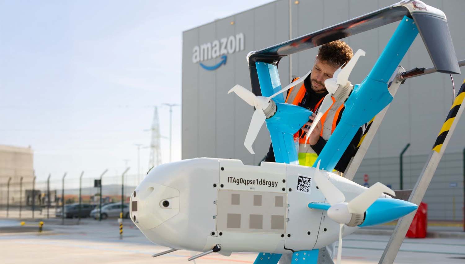 Amazon pārtrauc dronu piegādi Itālijā