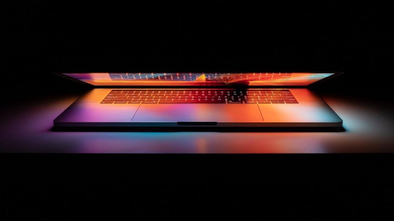 Apple sagatavo lielākās izmaiņas MacBook Pro ar piecām lieliskām jaunām funkcijām