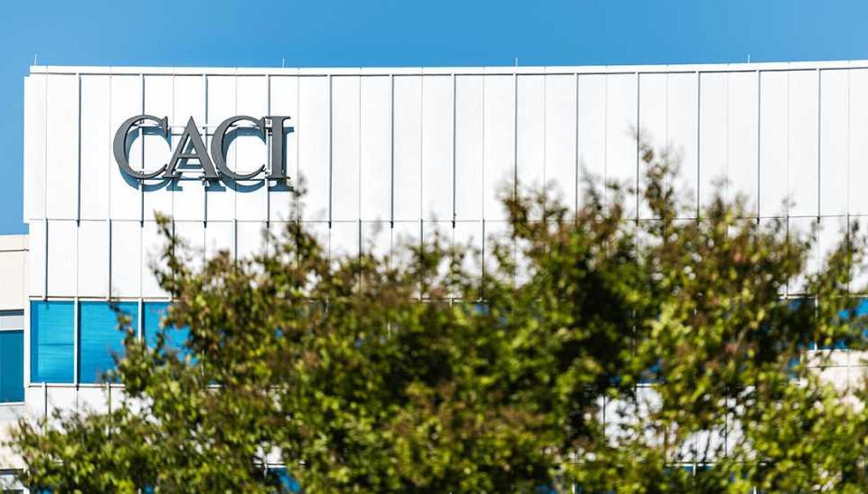 CACI iegādājas kosmosa izlūkošanas firmu ARKA ar 2,6 miljardu dolāru skaidras naudas darījumu