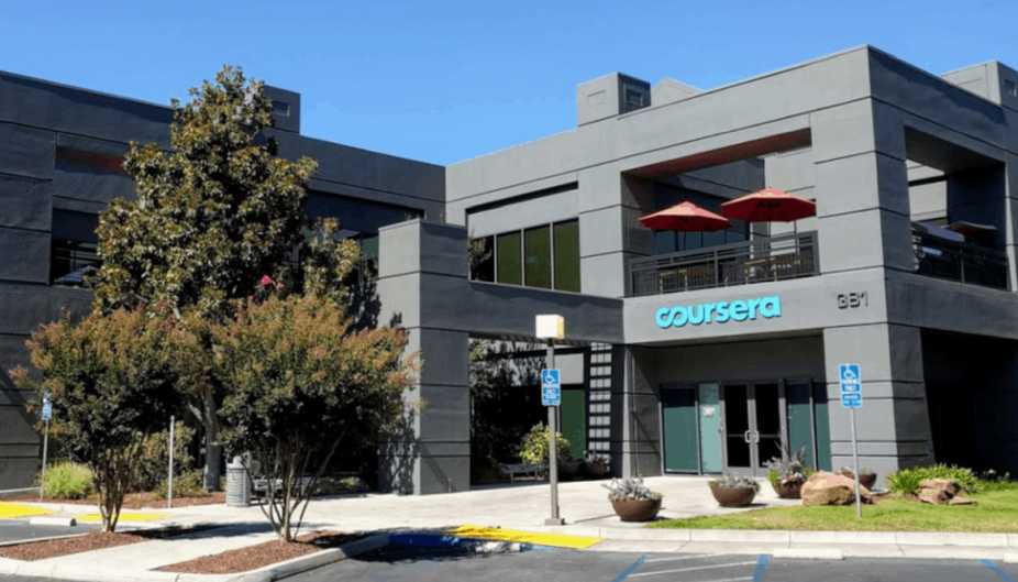 Coursera iegādāsies Udemy par 2,5 miljardu dolāru lielu darījumu, kad tiešsaistes izglītība tiek konsolidēta
