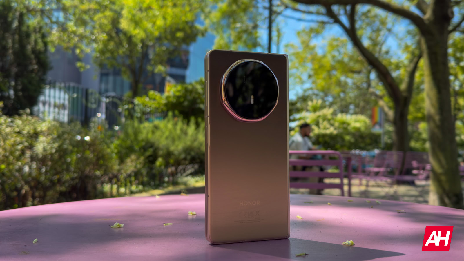 HONOR Magic V6 Spec noplūde atklāj nozīmīgus akumulatora un kameras uzlabojumus