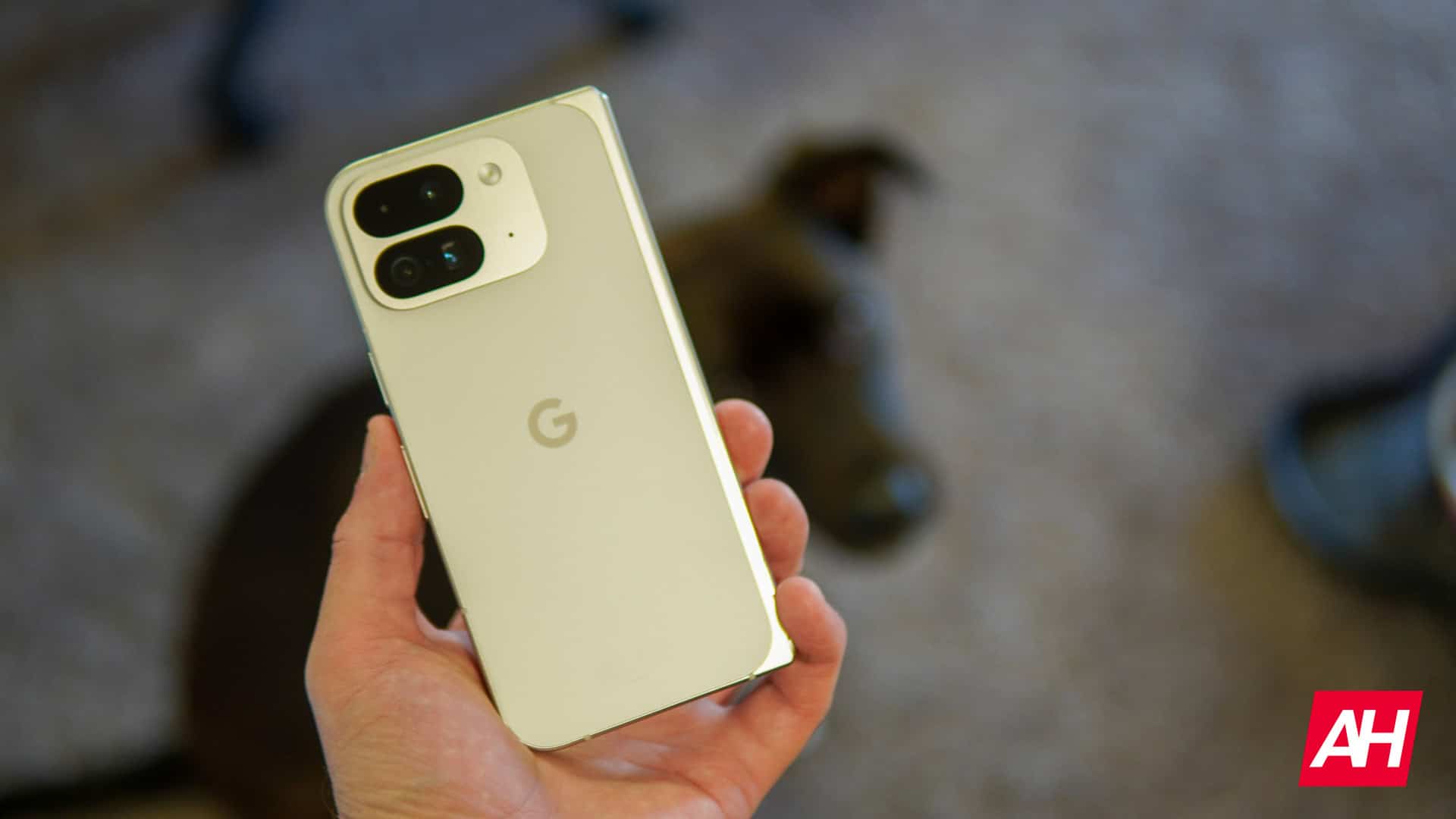 Pixel 9 Pro Fold iegūst kameras funkciju, kurai vajadzēja būt visu laiku