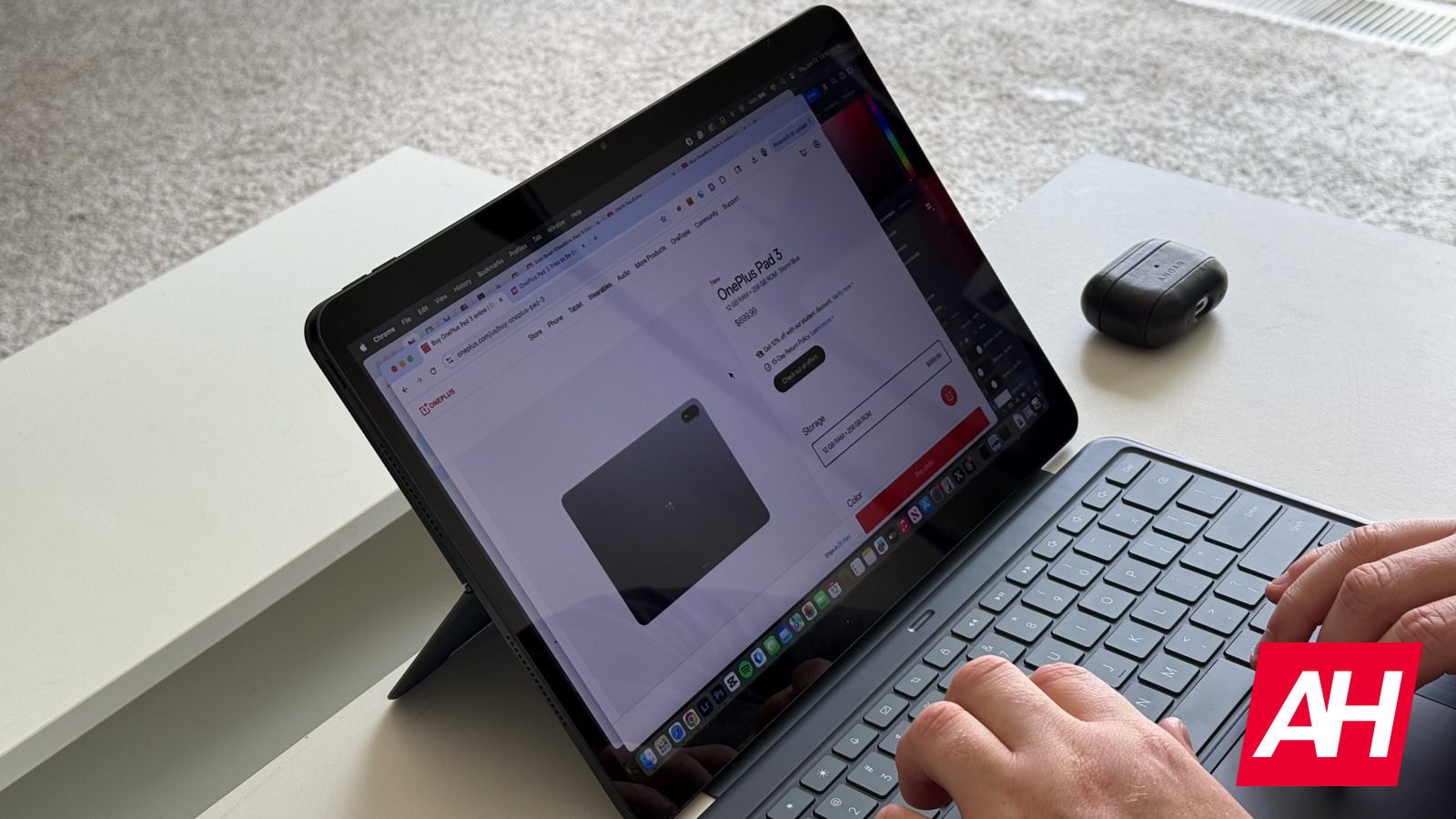 Featured image for This $699 Android Tablet Just Dropped to $579 — And It