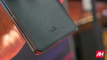 Motorola Razr Fold AM AH 04