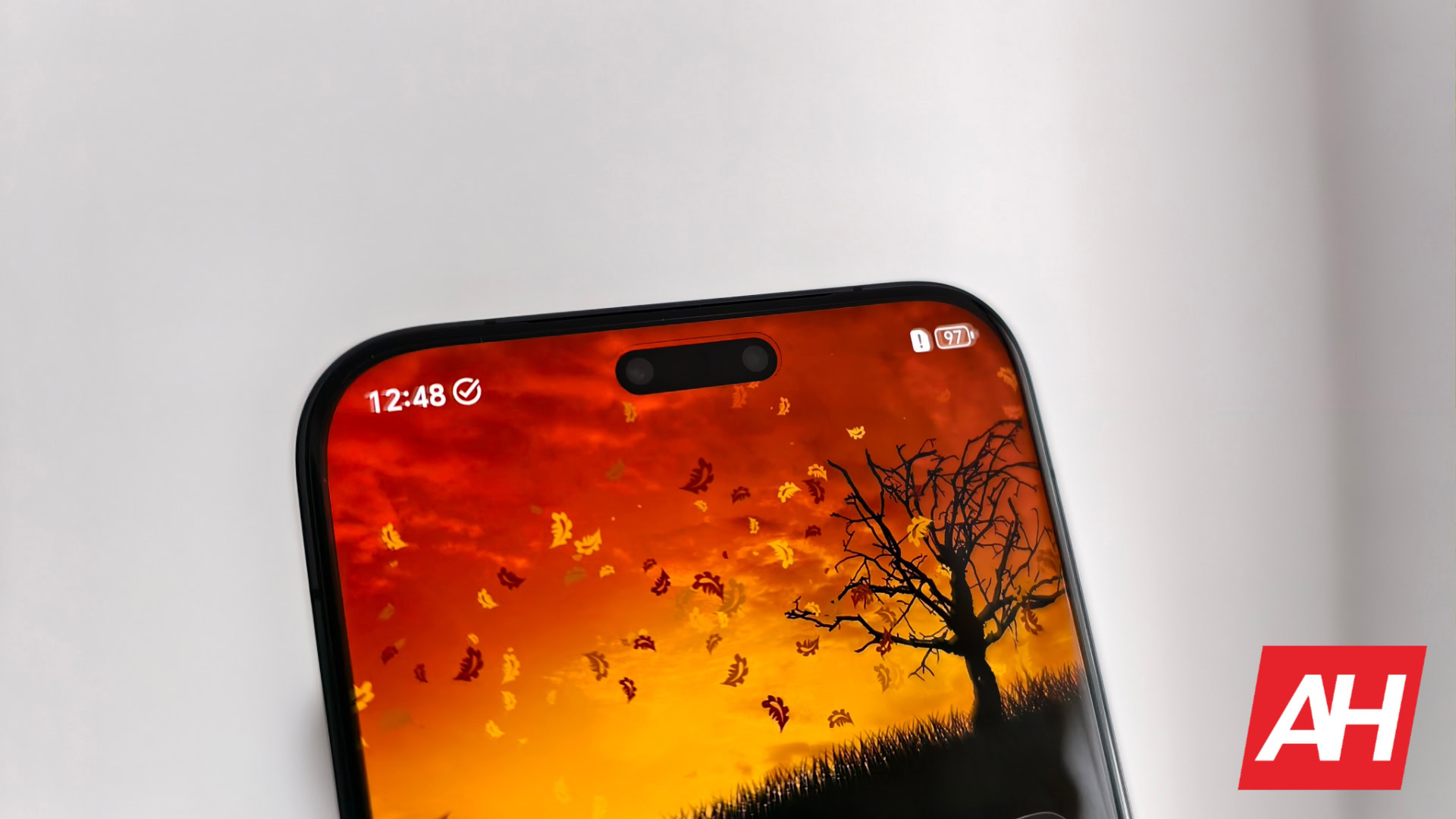 HONOR Magic 8 gaisa noplūde liecina par pazīstamu, Pixel 10 iedvesmotu dizainu