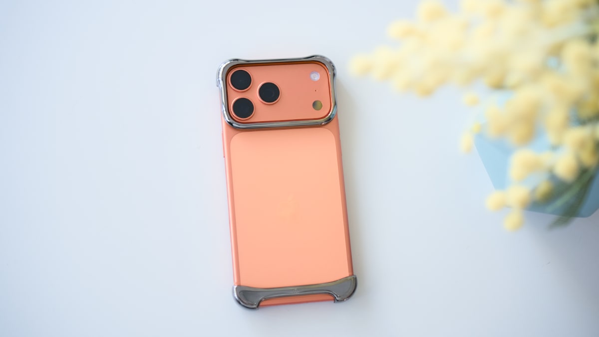 Arc Pulse iPhone 17 Pro Max, labāk nekā valkāt to bez nekā