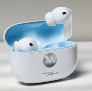 Motorola Moto Buds 2 Plus (1)