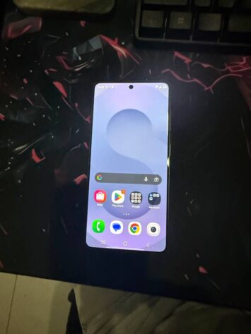 Galaxy S26 Plus pārdošanas fotoattēlu prototipa noplūde 3