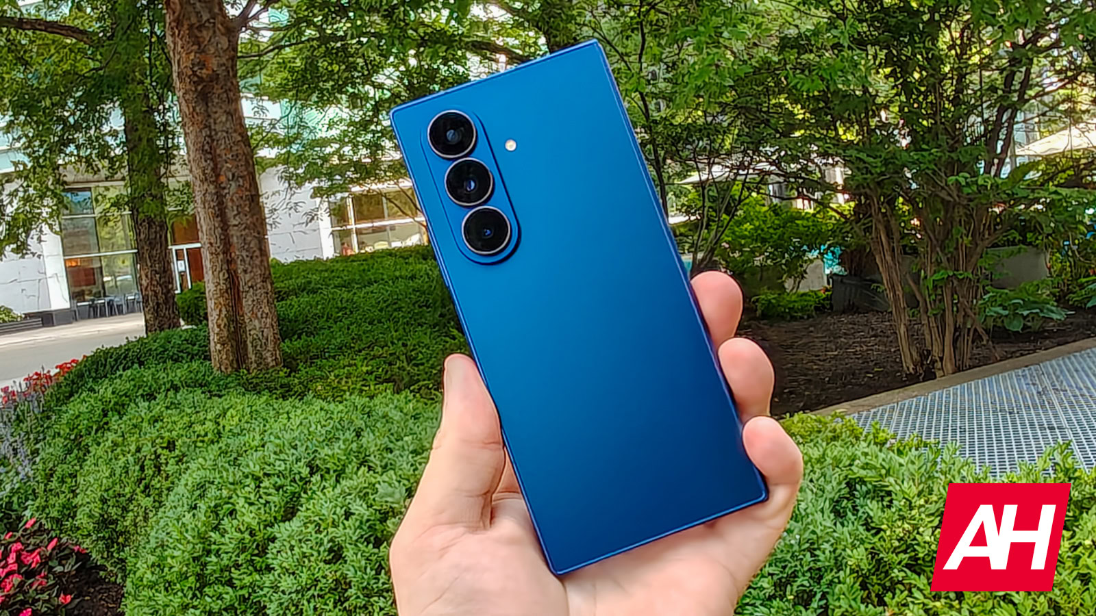 Galaxy tālruņi beidzot tiek apstrādāti ar jaunu Google Play sistēmas atjauninājumu