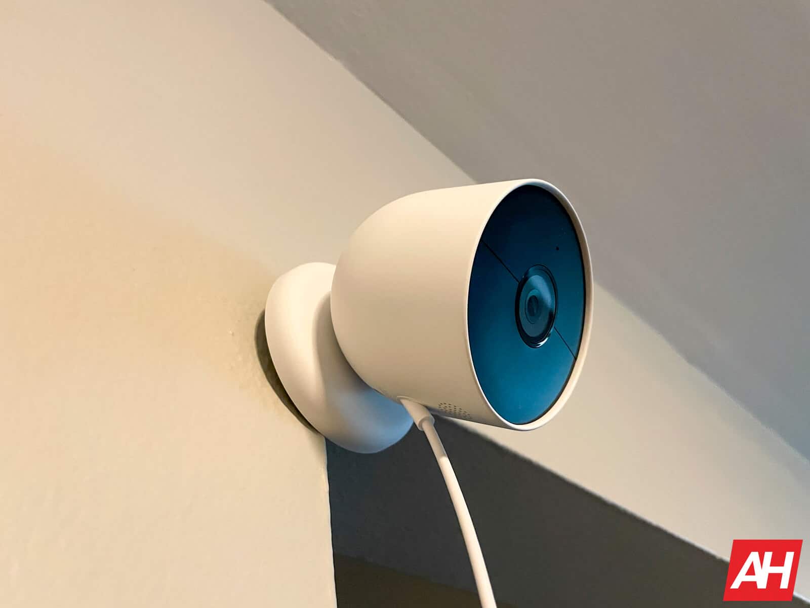 Google sākumlapa beidzot labo video, kas nav pieejams