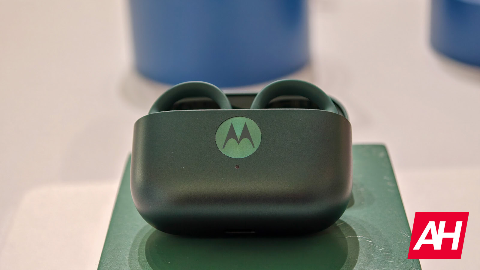 Moto Buds 2 Plus dizains noplūst, apstiprinot Bose skaņu