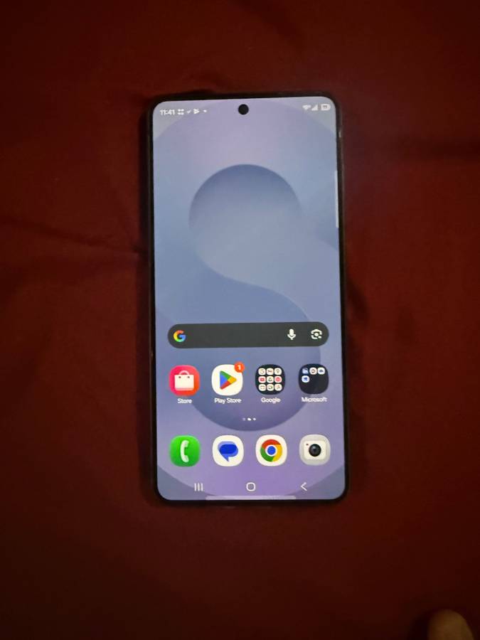 Galaxy S26 Plus pārdošanas fotoattēlu prototipa noplūde