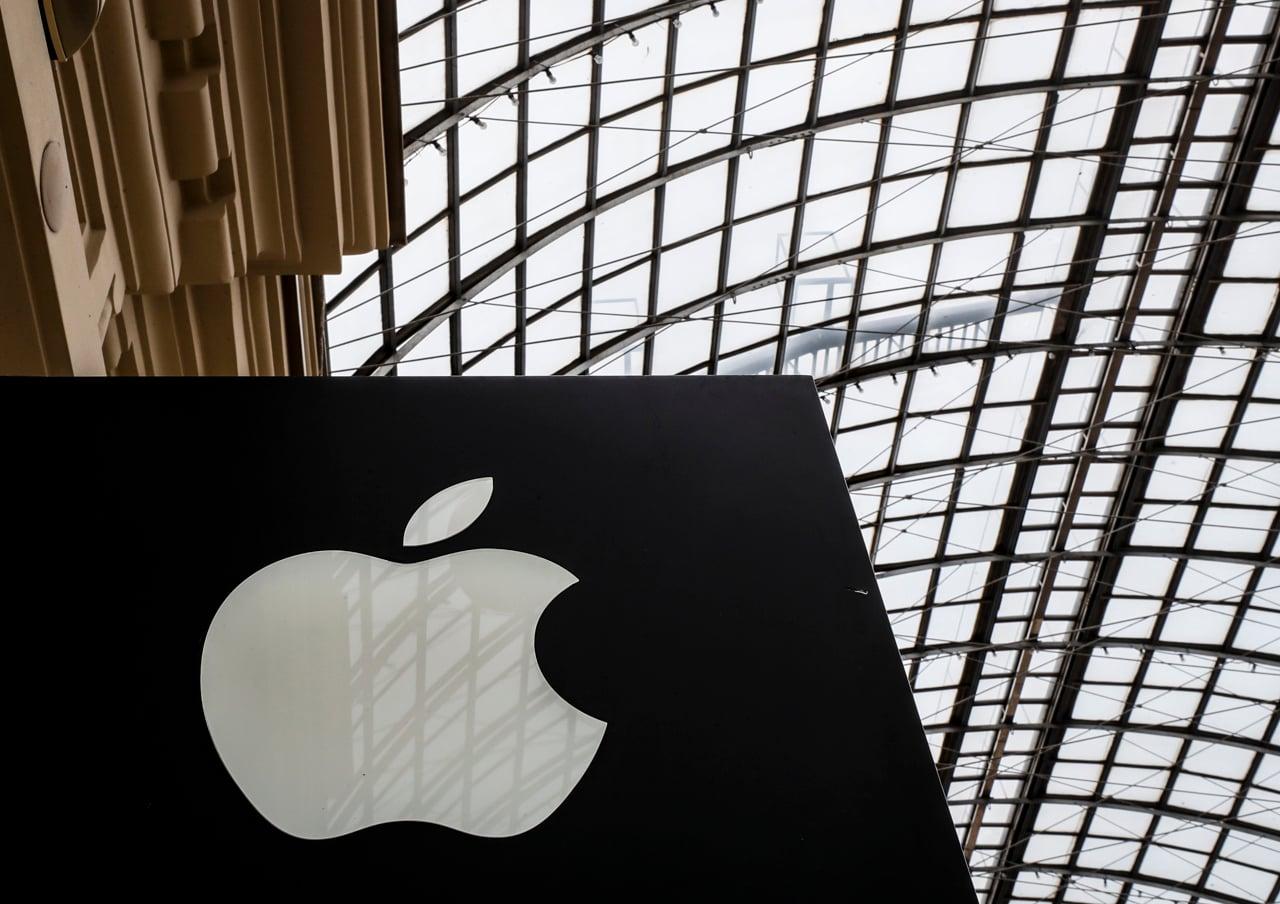 Apple Intelligence un Siri klases prāva