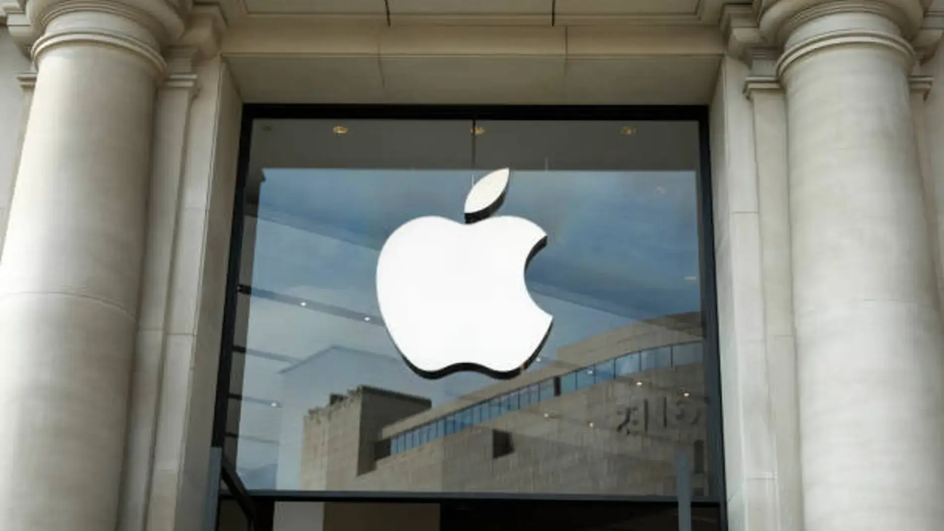 Apple Store Passeig de Gràcia atkal atver durvis: visa tā iespaidīgā atjaunošanas informācija