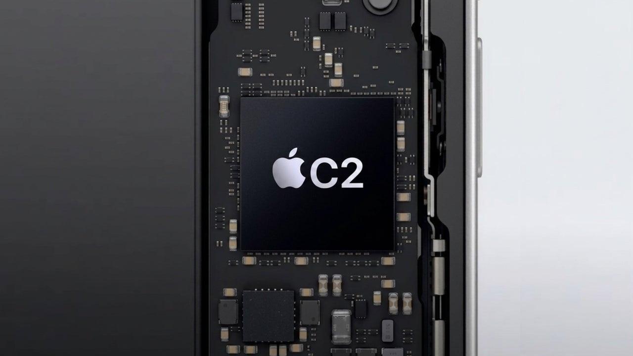 iPhone 18 Pro Max aparatūra iPhone 18 Pro Max kamera un sānu dizains