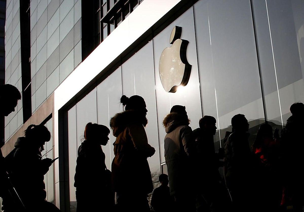 AirPods ar kameru: Apple nākamā lielā sensorā revolūcija