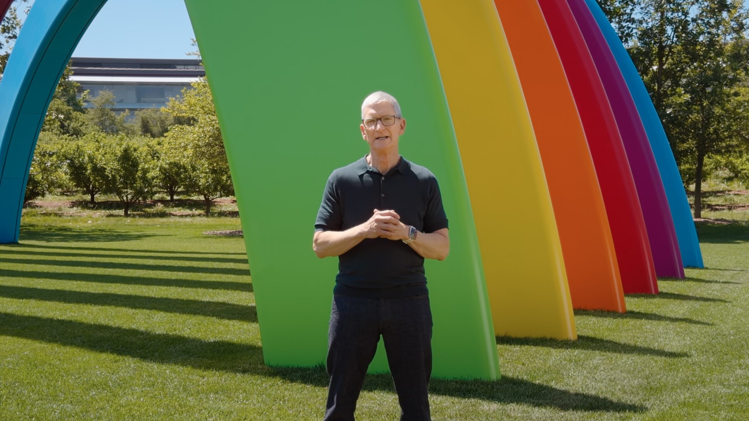 Apple, kurš tevi ir redzējis un kurš tevi redz