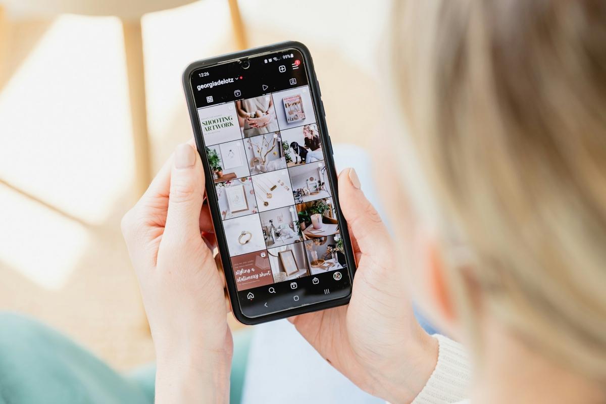 Instagram beidzot ļauj mums pārkārtot profila režģi, kā mēs vēlamies