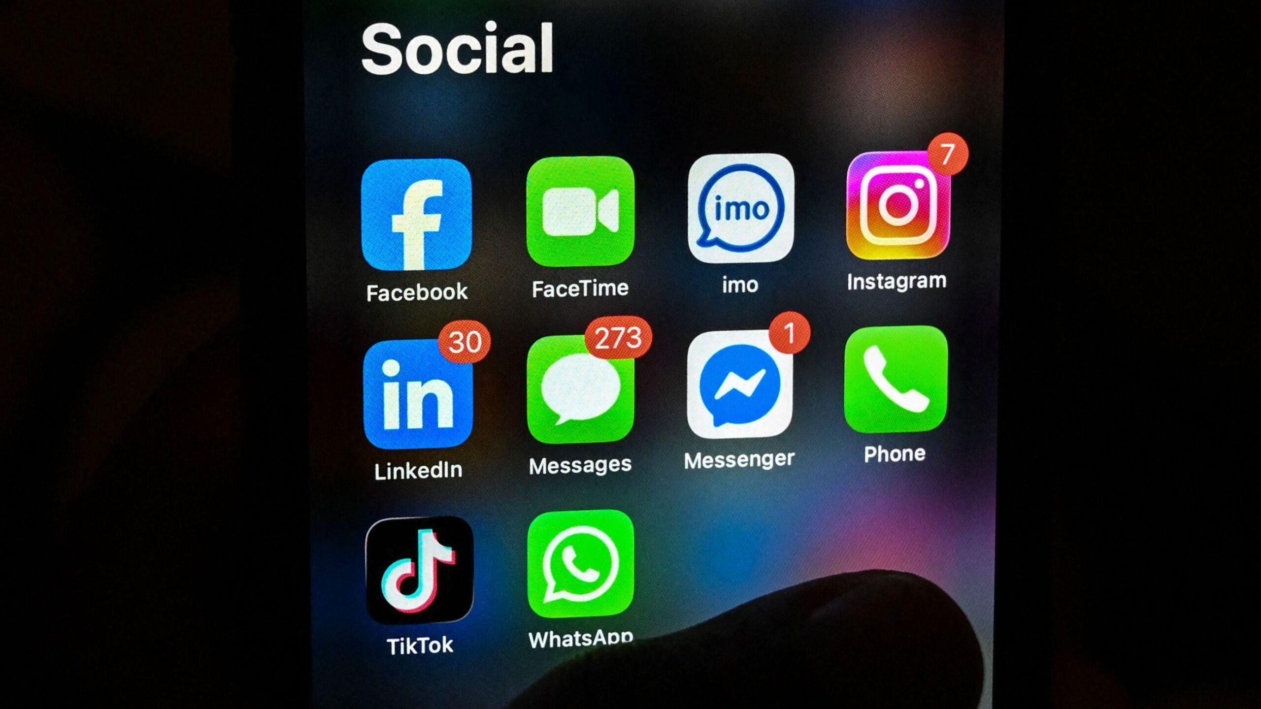Meta atgriežas normālā stāvoklī pēc lielā WhatsApp, Instagram un Facebook aptumšošanas