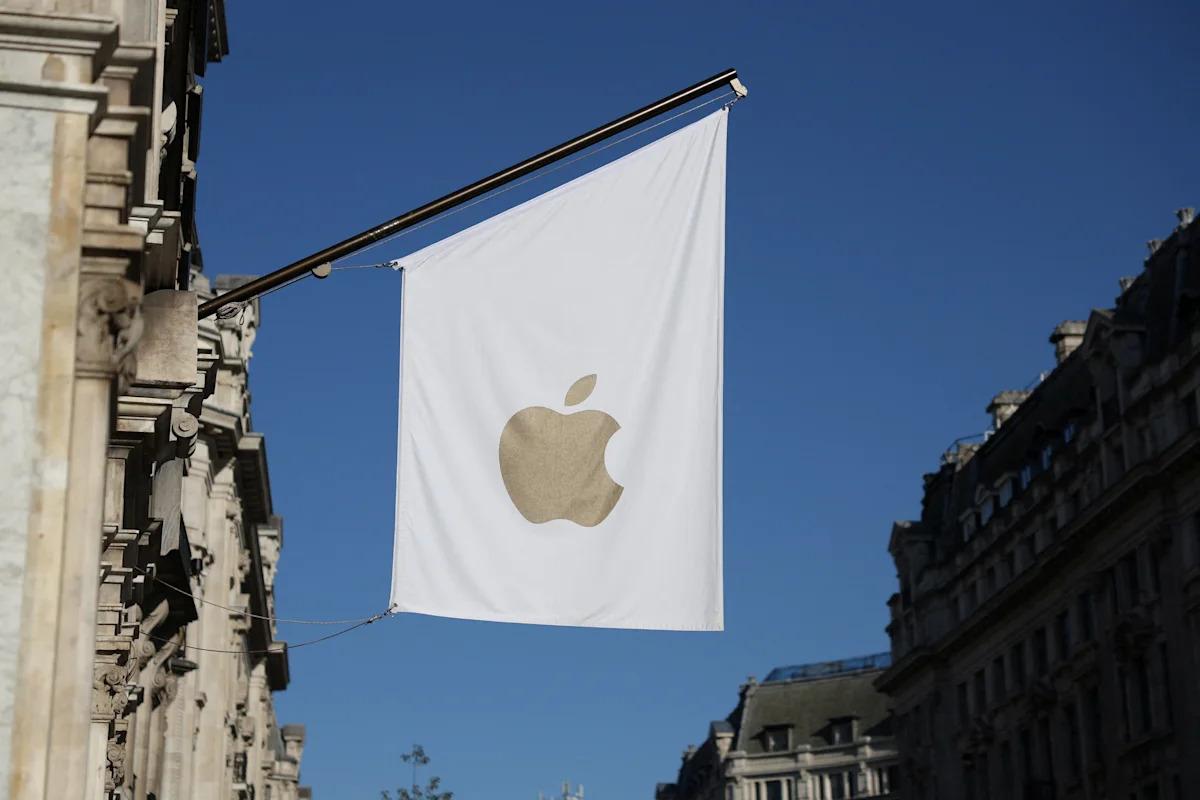 Apple atgūst troni: pārspēj Nvidia kā vērtīgāko uzņēmumu pasaulē
