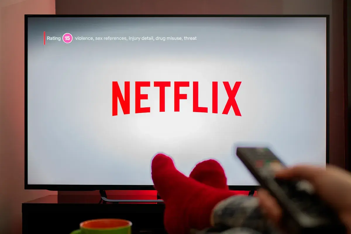 Netflix plāno tiešraides kanālus un paketes ar citām platformām, lai saglabātu lietotājus