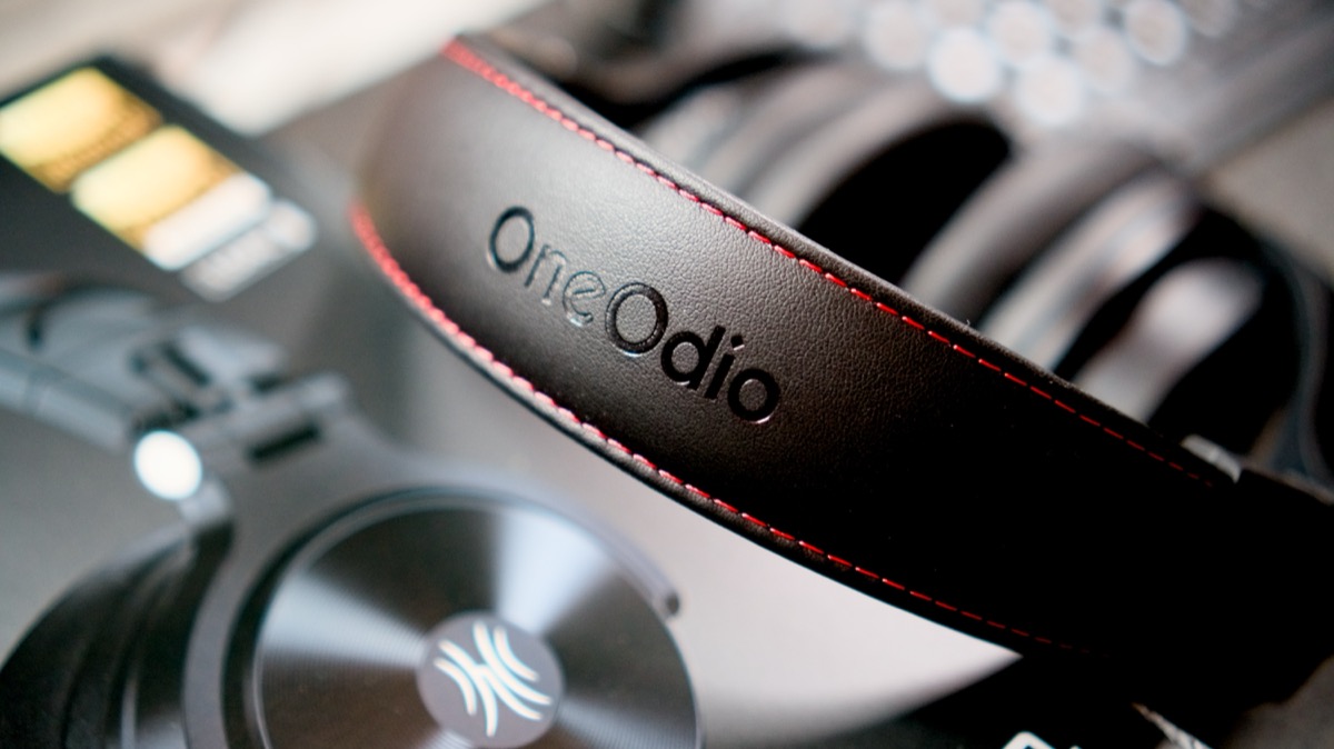 OneHate Studio Max 2