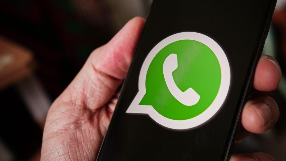 WhatsApp fotoattēlu redaktors ar AI WhatsApp fotoattēlu redaktors ar AI