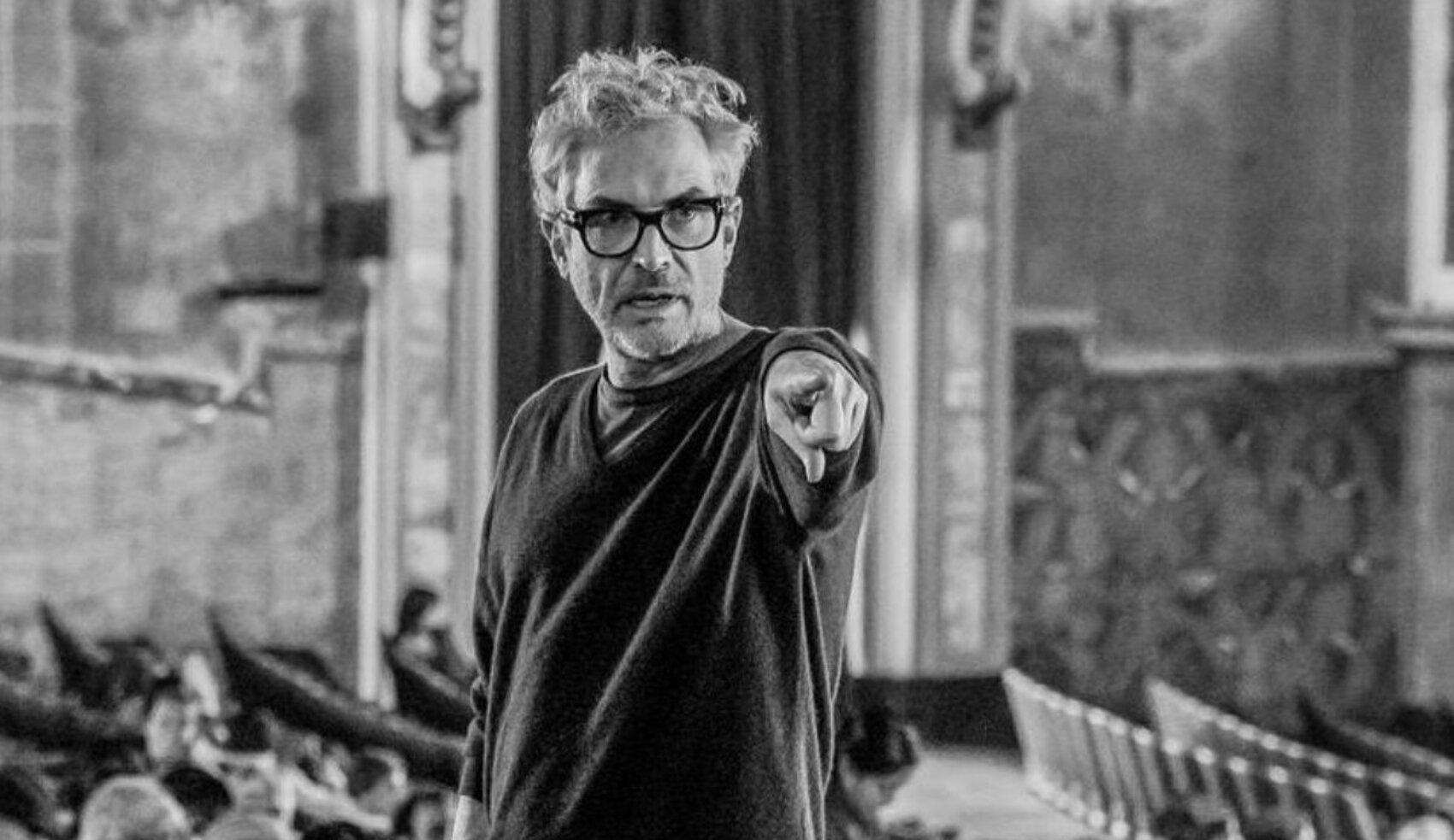 Debesbraukšanas Alfonso Kuarons Apple TV Debesbraukšanas seriāls Alfonso Cuarón Apple TV