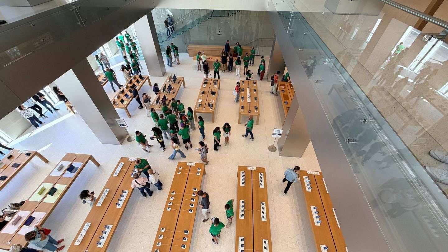 Apple sagatavo savus veikalus jauniem mājas automatizācijas produktiem
