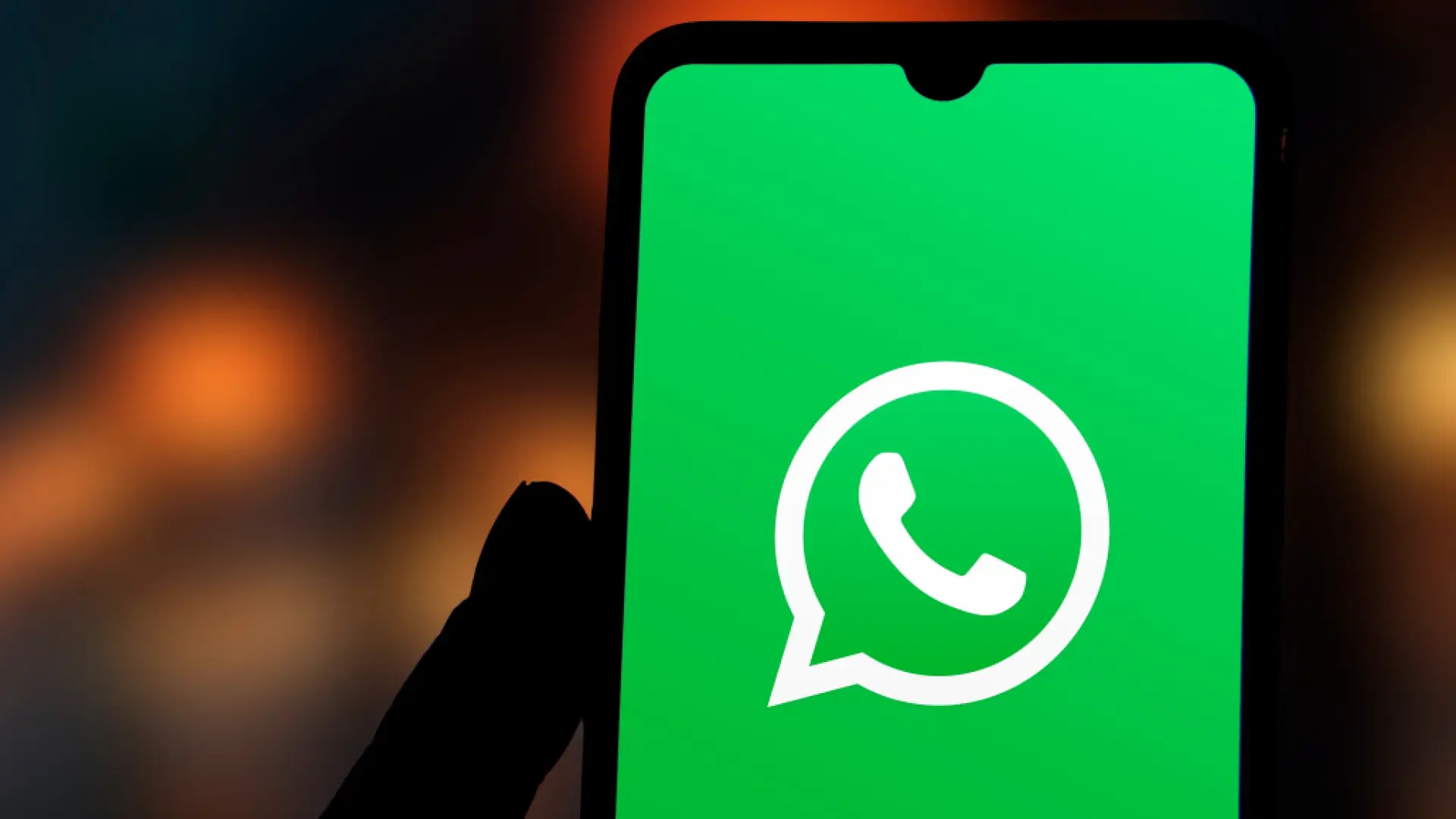 WhatsApp AI fotoattēlu redaktors — ekrāns WhatsApp AI fotoattēlu redaktors — ekrāns