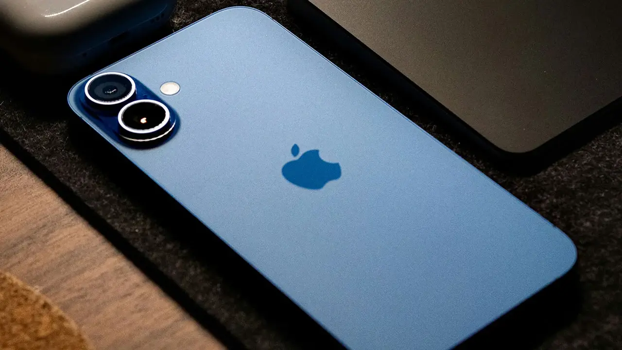 Šķidrā stikla dizains operētājsistēmā iOS 27 Šķidrā stikla dizains operētājsistēmā iOS 27